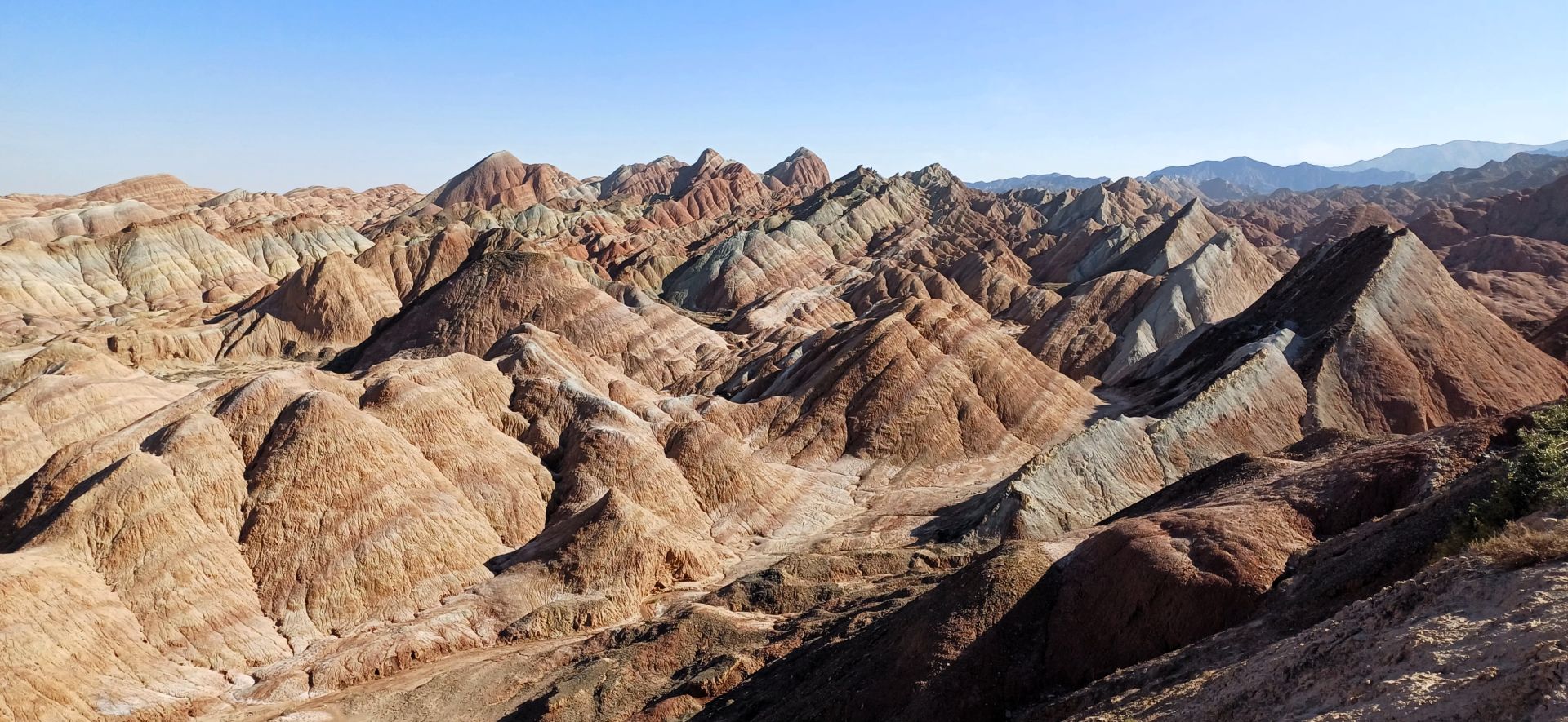 Cina Zhangya Rainbow Mountain